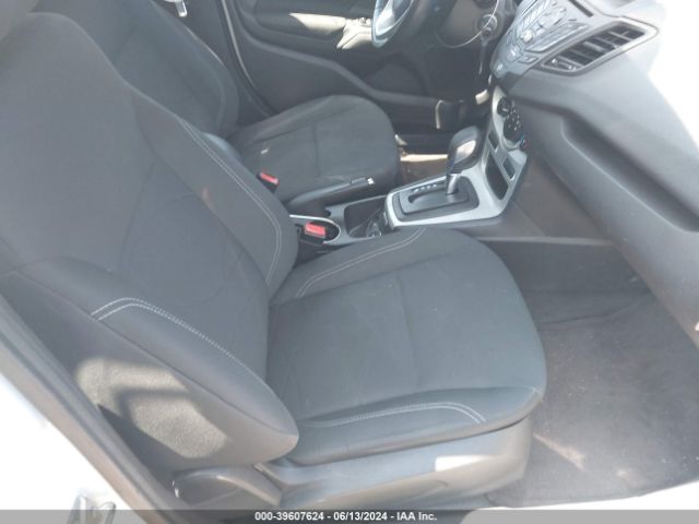 Photo 4 VIN: 3FADP4BJ5FM214228 - FORD FIESTA 