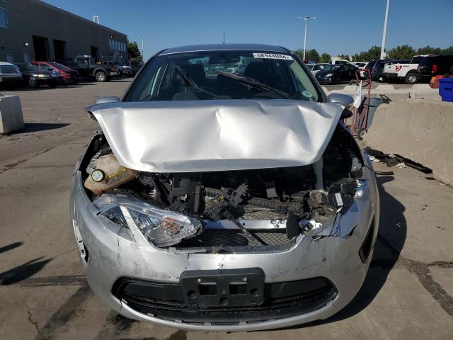 Photo 4 VIN: 3FADP4BJ6DM185710 - FORD FIESTA SE 