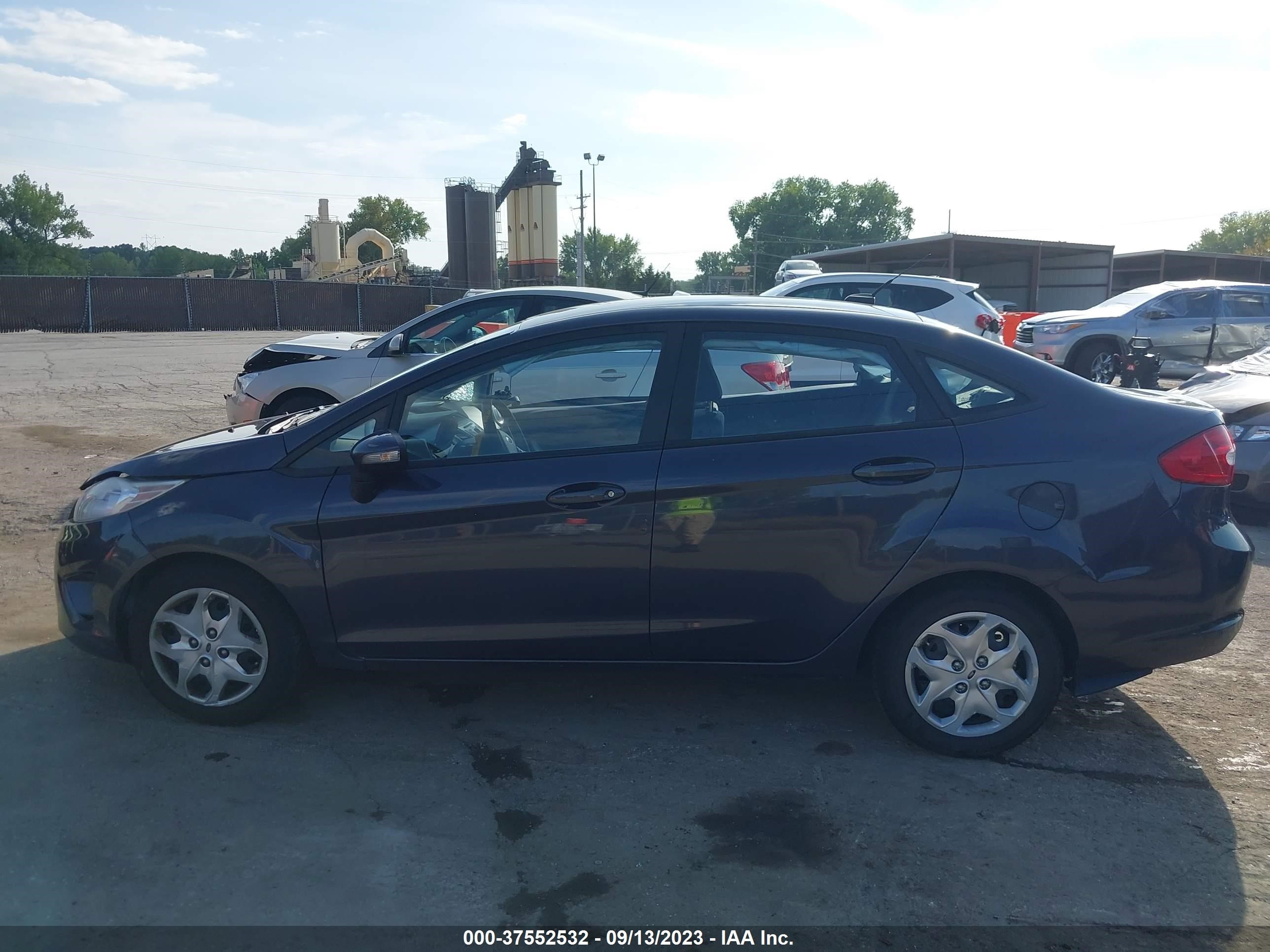 Photo 13 VIN: 3FADP4BJ6DM205728 - FORD FIESTA 