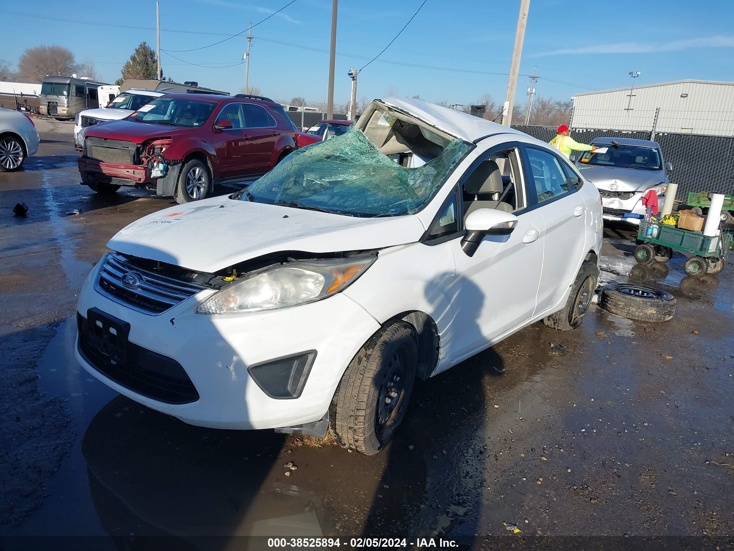 Photo 1 VIN: 3FADP4BJ6DM225428 - FORD FIESTA 