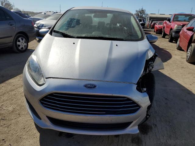 Photo 4 VIN: 3FADP4BJ6JM145378 - FORD FIESTA SE 