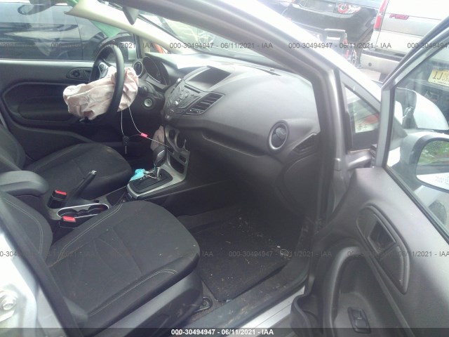 Photo 4 VIN: 3FADP4BJ6KM128338 - FORD FIESTA 