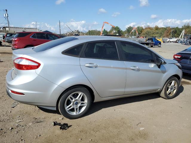 Photo 2 VIN: 3FADP4BJ6KM130736 - FORD FIESTA SE 