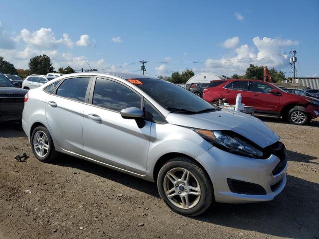 Photo 3 VIN: 3FADP4BJ6KM130736 - FORD FIESTA SE 