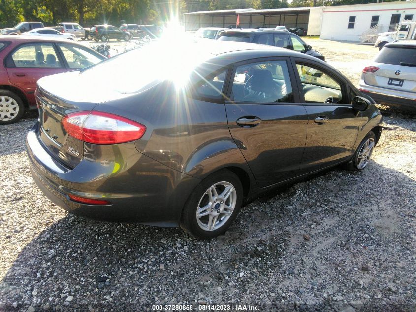 Photo 3 VIN: 3FADP4BJ6KM164448 - FORD FIESTA 