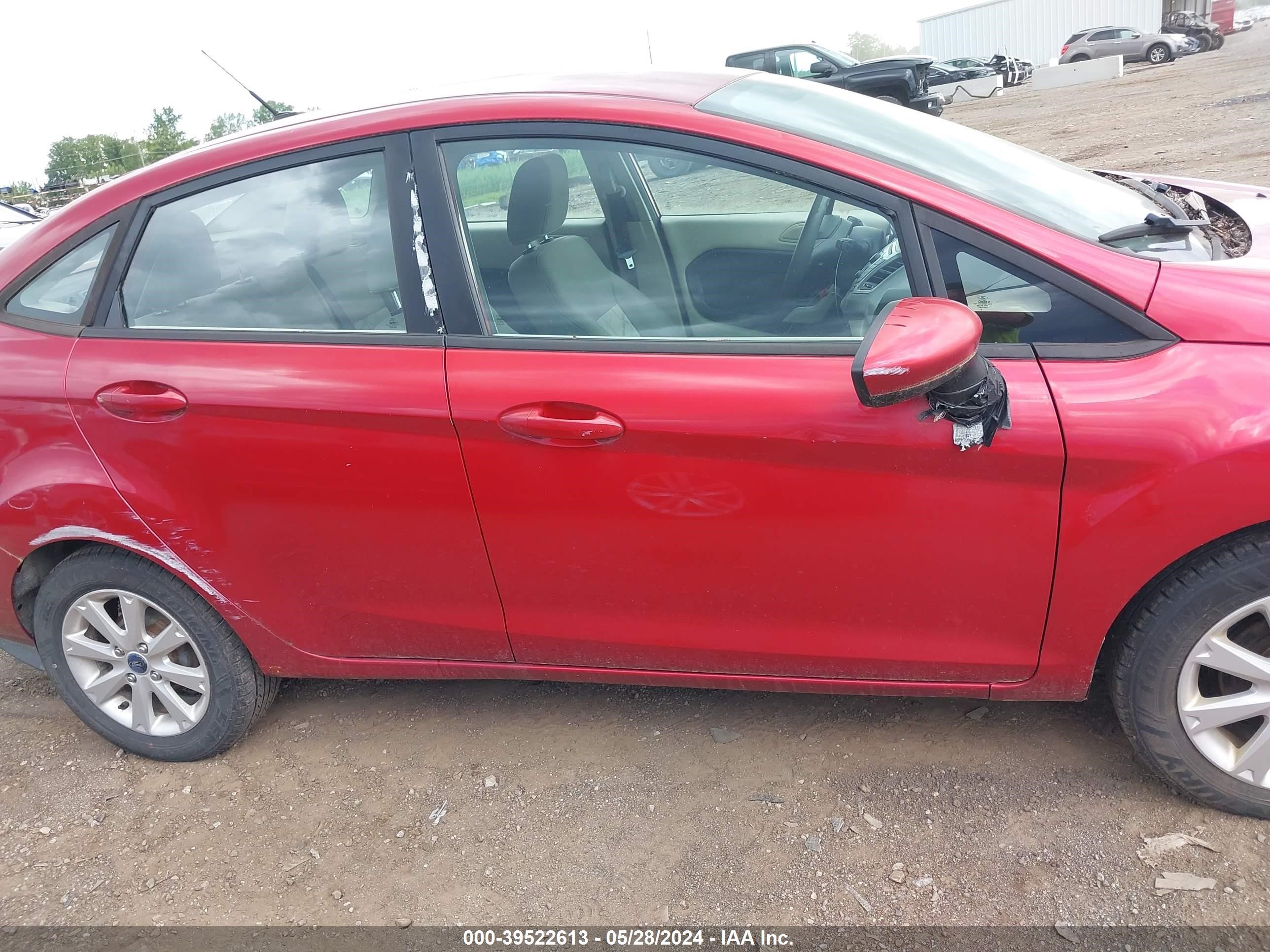 Photo 12 VIN: 3FADP4BJ7BM103805 - FORD FIESTA 