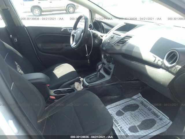 Photo 4 VIN: 3FADP4BJ7EM159389 - FORD FIESTA 