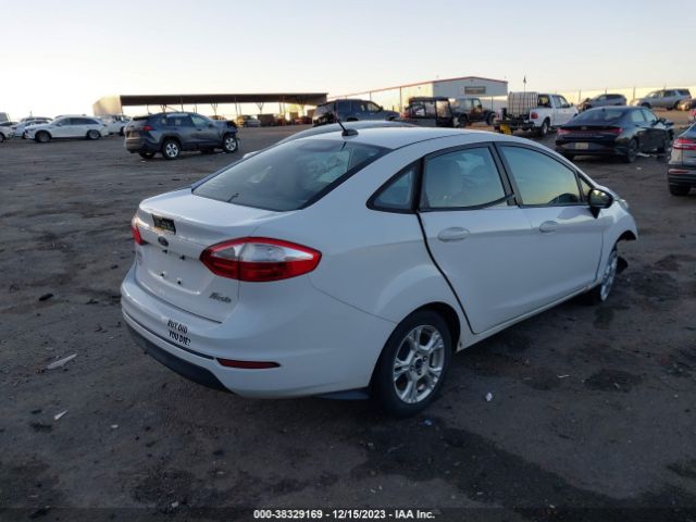 Photo 3 VIN: 3FADP4BJ7FM100618 - FORD FIESTA 