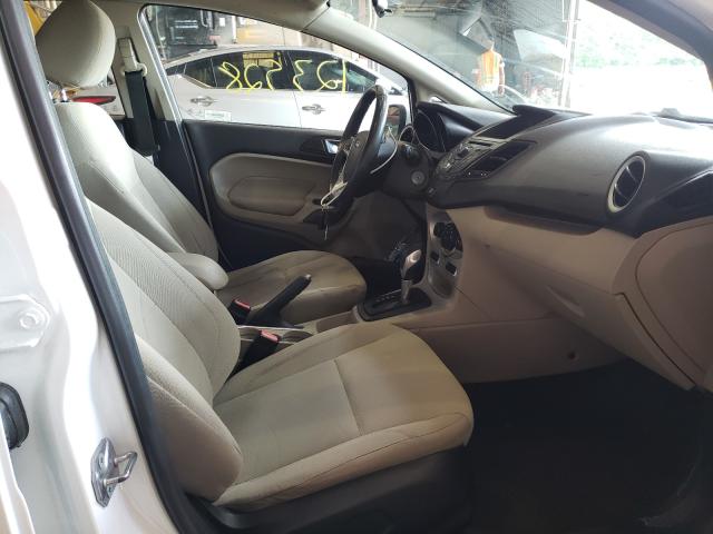 Photo 4 VIN: 3FADP4BJ7FM132582 - FORD FIESTA SE 