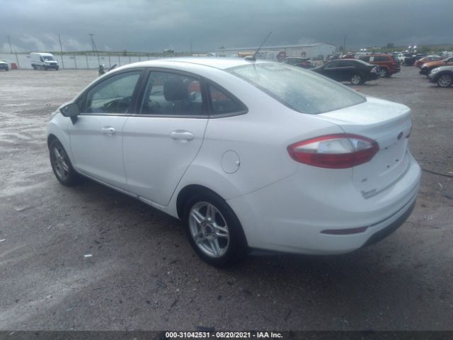 Photo 2 VIN: 3FADP4BJ7HM118555 - FORD FIESTA 