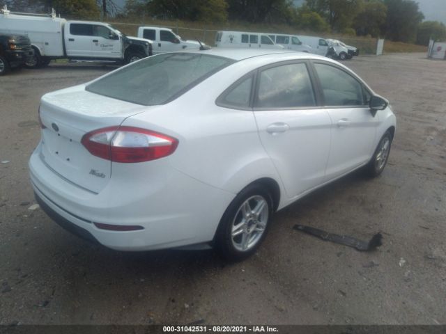 Photo 3 VIN: 3FADP4BJ7HM118555 - FORD FIESTA 