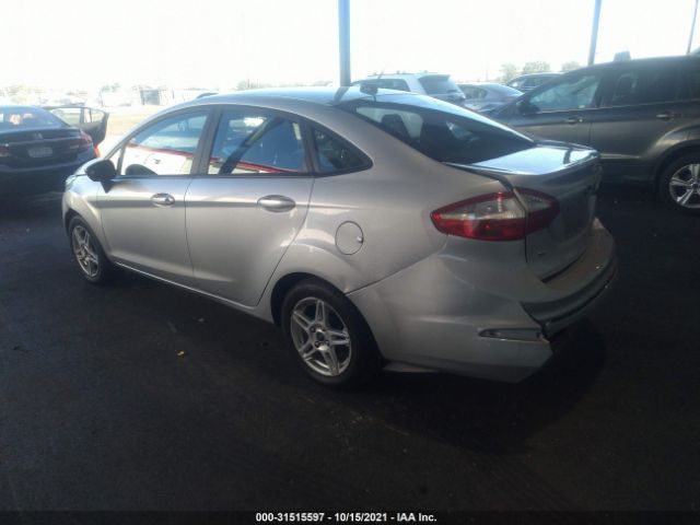 Photo 2 VIN: 3FADP4BJ7HM145061 - FORD FIESTA 