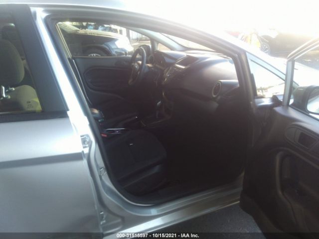 Photo 4 VIN: 3FADP4BJ7HM145061 - FORD FIESTA 