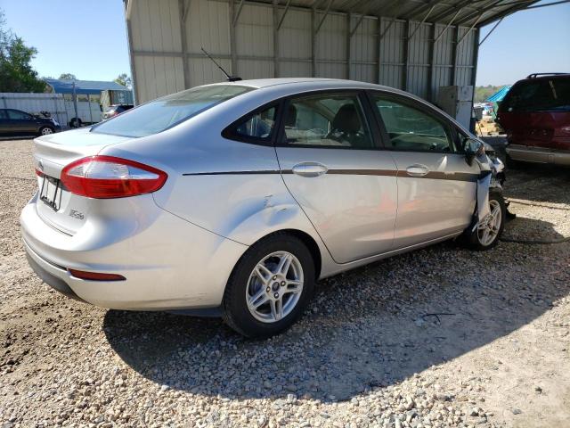 Photo 2 VIN: 3FADP4BJ7JM134969 - FORD FIESTA SE 