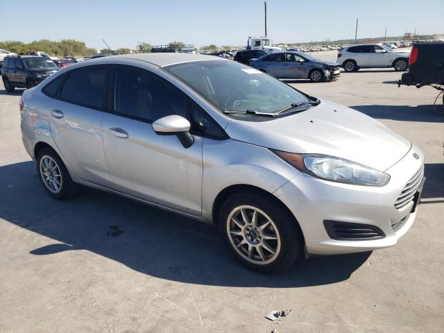 Photo 3 VIN: 3FADP4BJ7KM129787 - FORD FIESTA SE 