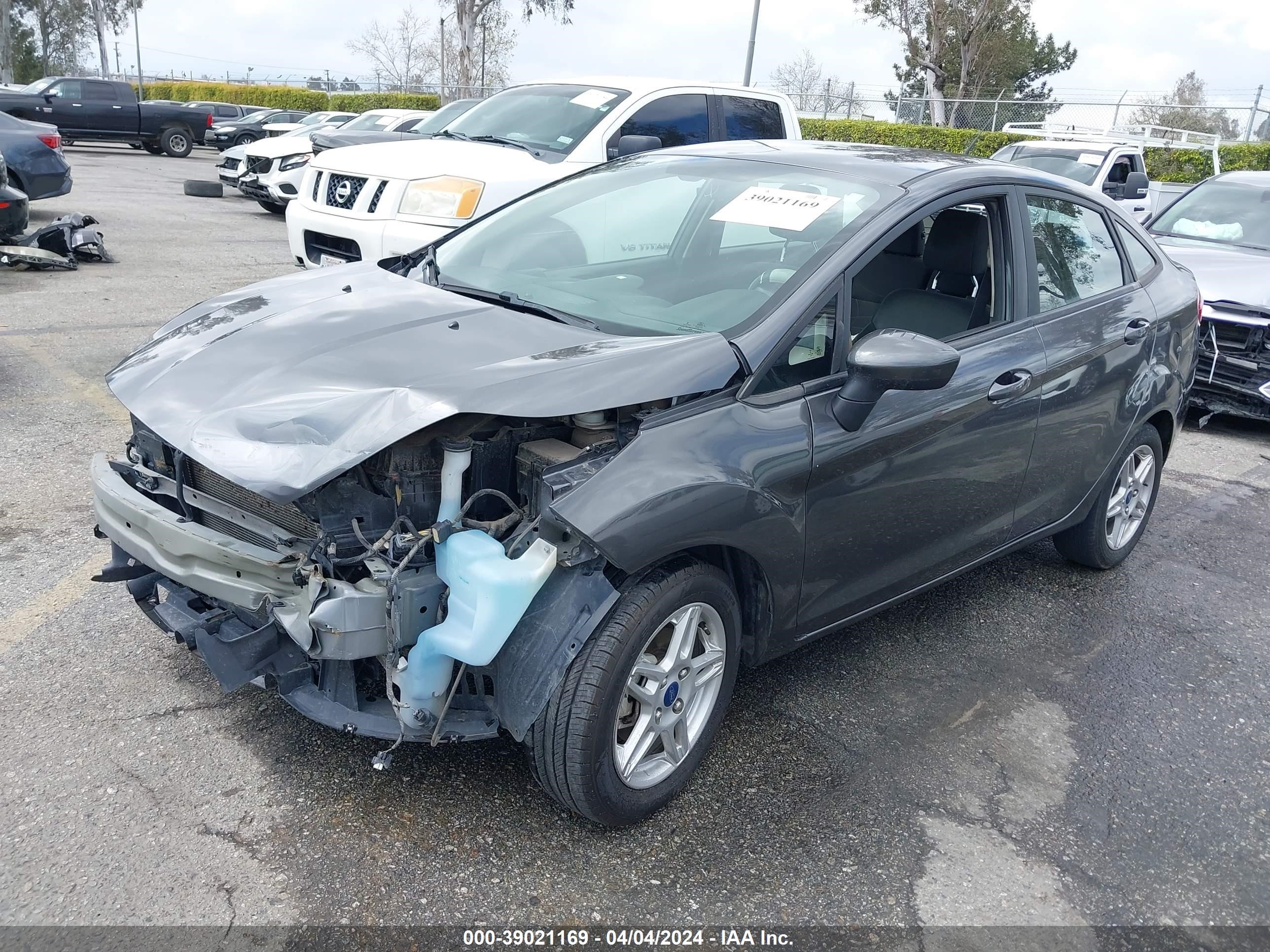 Photo 1 VIN: 3FADP4BJ7KM140014 - FORD FIESTA 