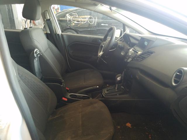 Photo 4 VIN: 3FADP4BJ7KM158688 - FORD FIESTA SE 