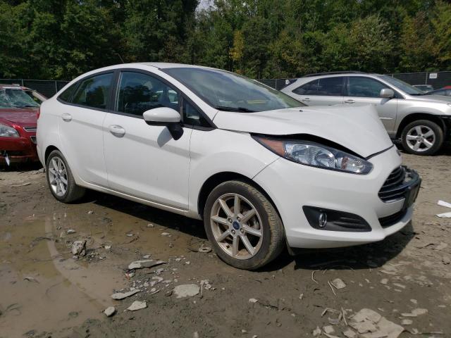 Photo 3 VIN: 3FADP4BJ7KM164247 - FORD FIESTA SE 