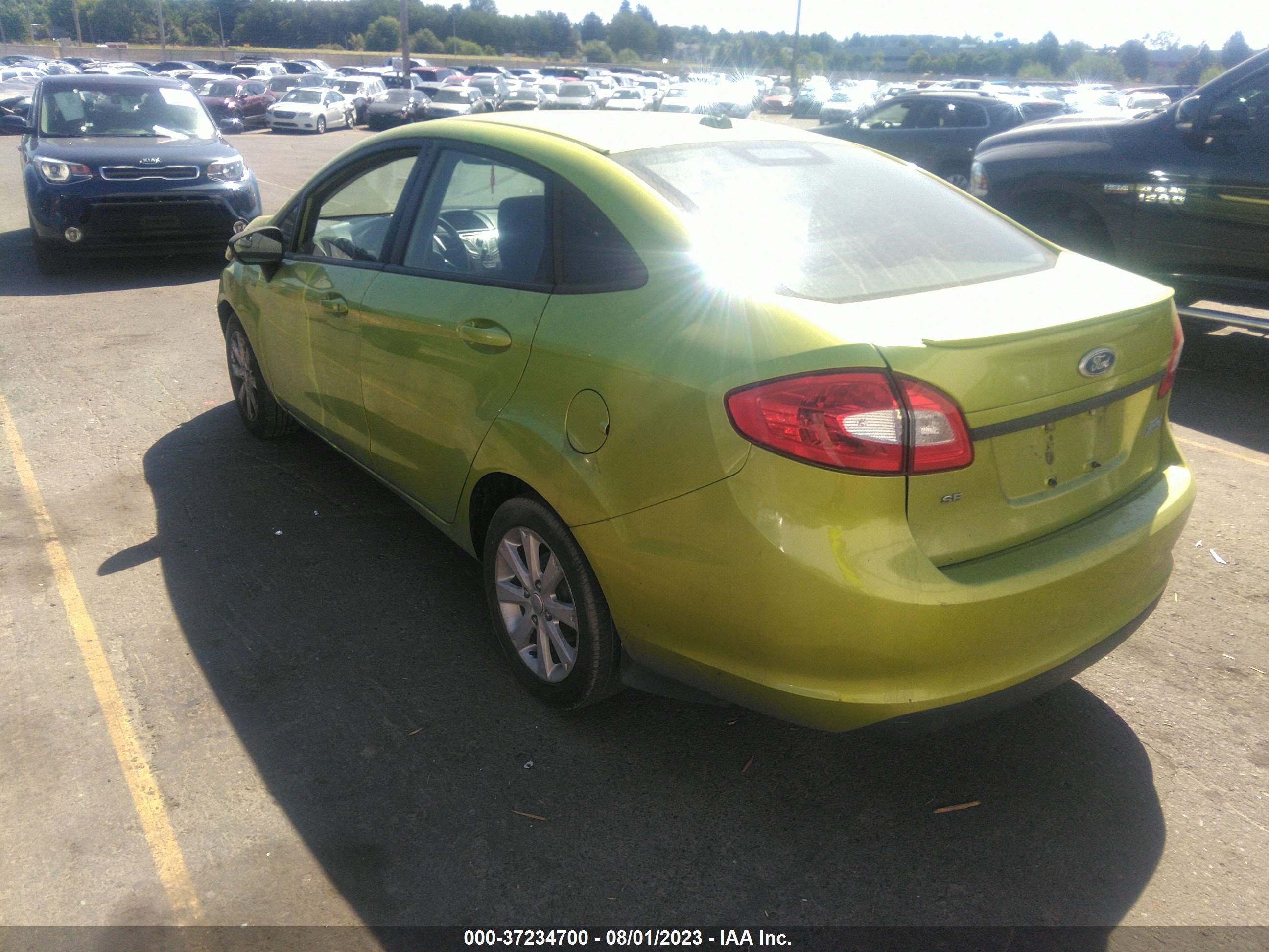 Photo 2 VIN: 3FADP4BJ8BM137526 - FORD FIESTA 