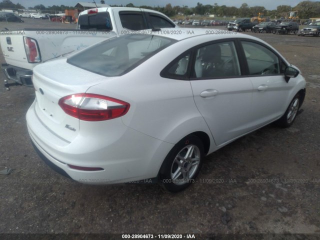 Photo 3 VIN: 3FADP4BJ8HM138149 - FORD FIESTA 