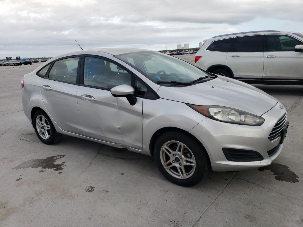 Photo 3 VIN: 3FADP4BJ8JM115525 - FORD FIESTA 