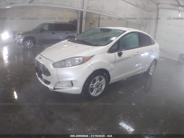 Photo 1 VIN: 3FADP4BJ8JM122975 - FORD FIESTA 