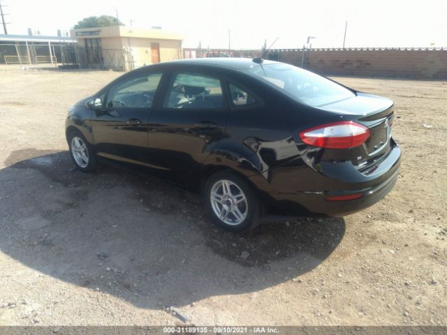 Photo 2 VIN: 3FADP4BJ8KM165522 - FORD FIESTA 