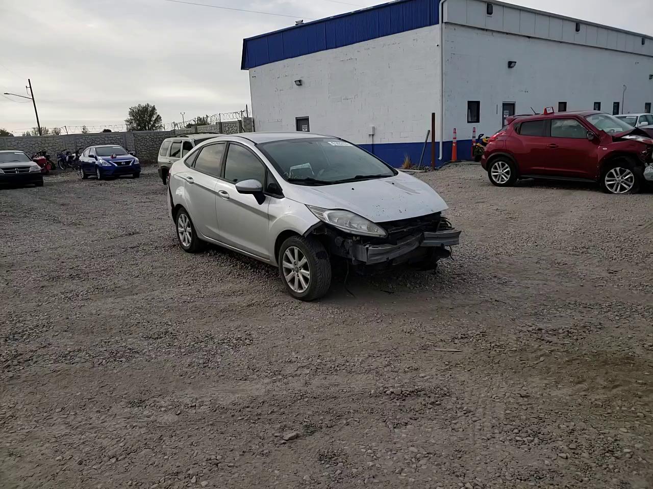 Photo 10 VIN: 3FADP4BJ9BM145795 - FORD FIESTA SE 