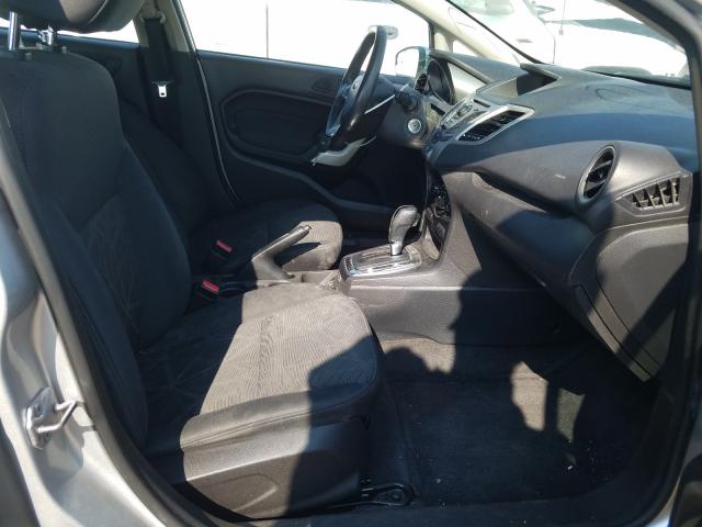 Photo 4 VIN: 3FADP4BJ9DM107700 - FORD FIESTA SE 