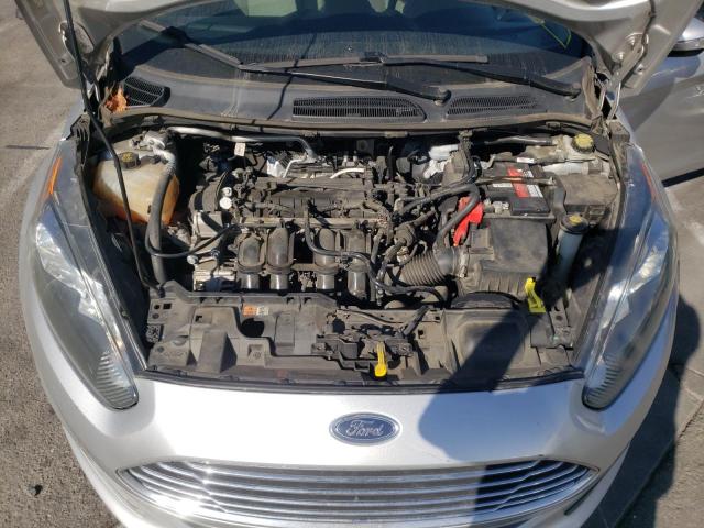 Photo 6 VIN: 3FADP4BJ9FM132616 - FORD FIESTA SE 