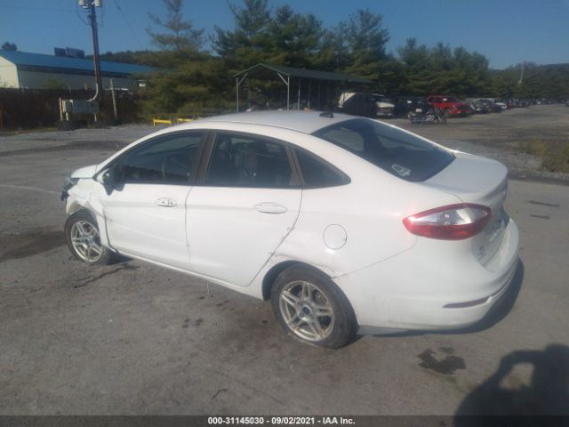 Photo 2 VIN: 3FADP4BJ9HM103622 - FORD FIESTA 