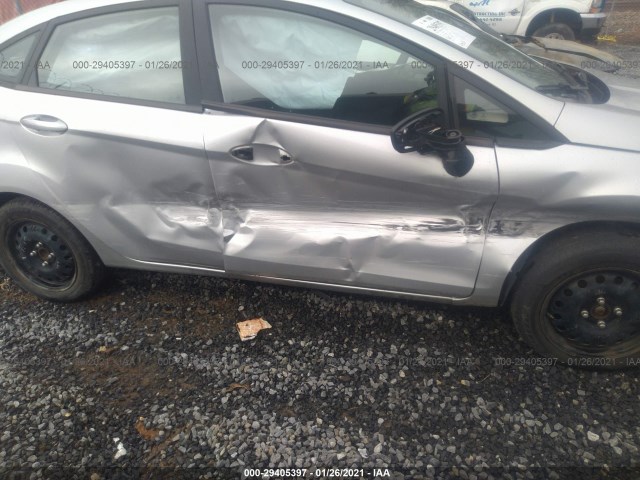 Photo 5 VIN: 3FADP4BJ9HM116127 - FORD FIESTA 