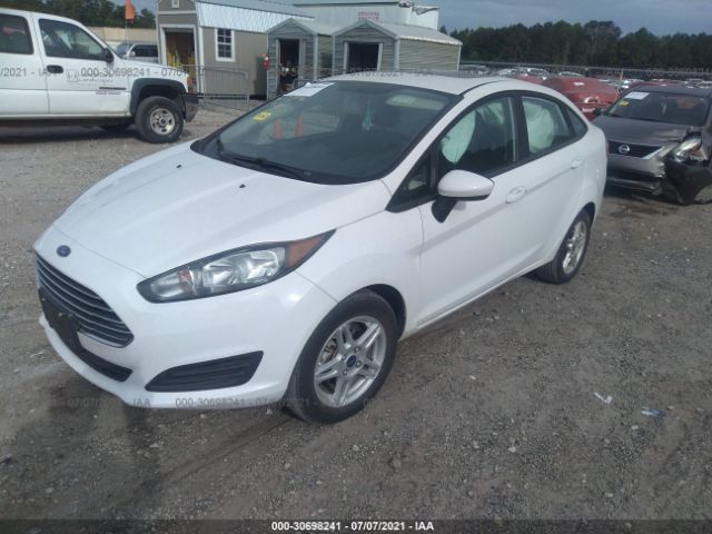 Photo 1 VIN: 3FADP4BJ9JM133564 - FORD FIESTA 