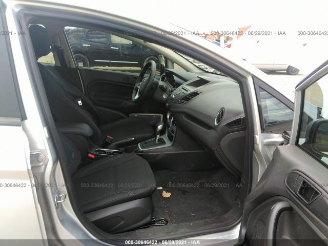 Photo 4 VIN: 3FADP4BJ9KM127118 - FORD FIESTA 