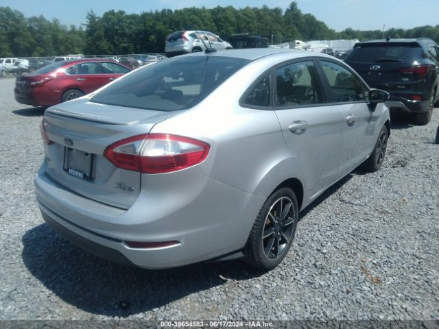 Photo 3 VIN: 3FADP4BJXGM137440 - FORD FIESTA 