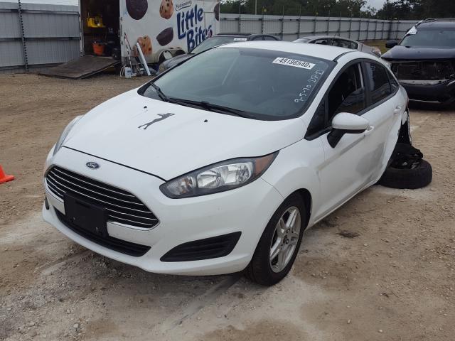 Photo 1 VIN: 3FADP4BJXHM140677 - FORD FIESTA SE 