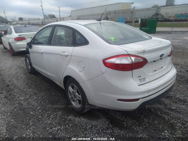 Photo 2 VIN: 3FADP4BJXJM138207 - FORD FIESTA 