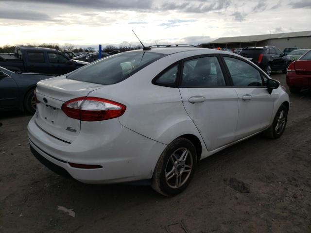 Photo 2 VIN: 3FADP4BJXJM140121 - FORD FIESTA SE 