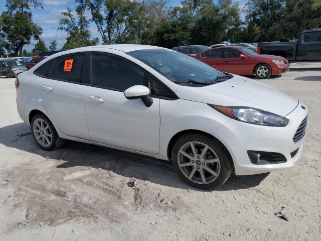 Photo 3 VIN: 3FADP4BJXKM123563 - FORD FIESTA SE 