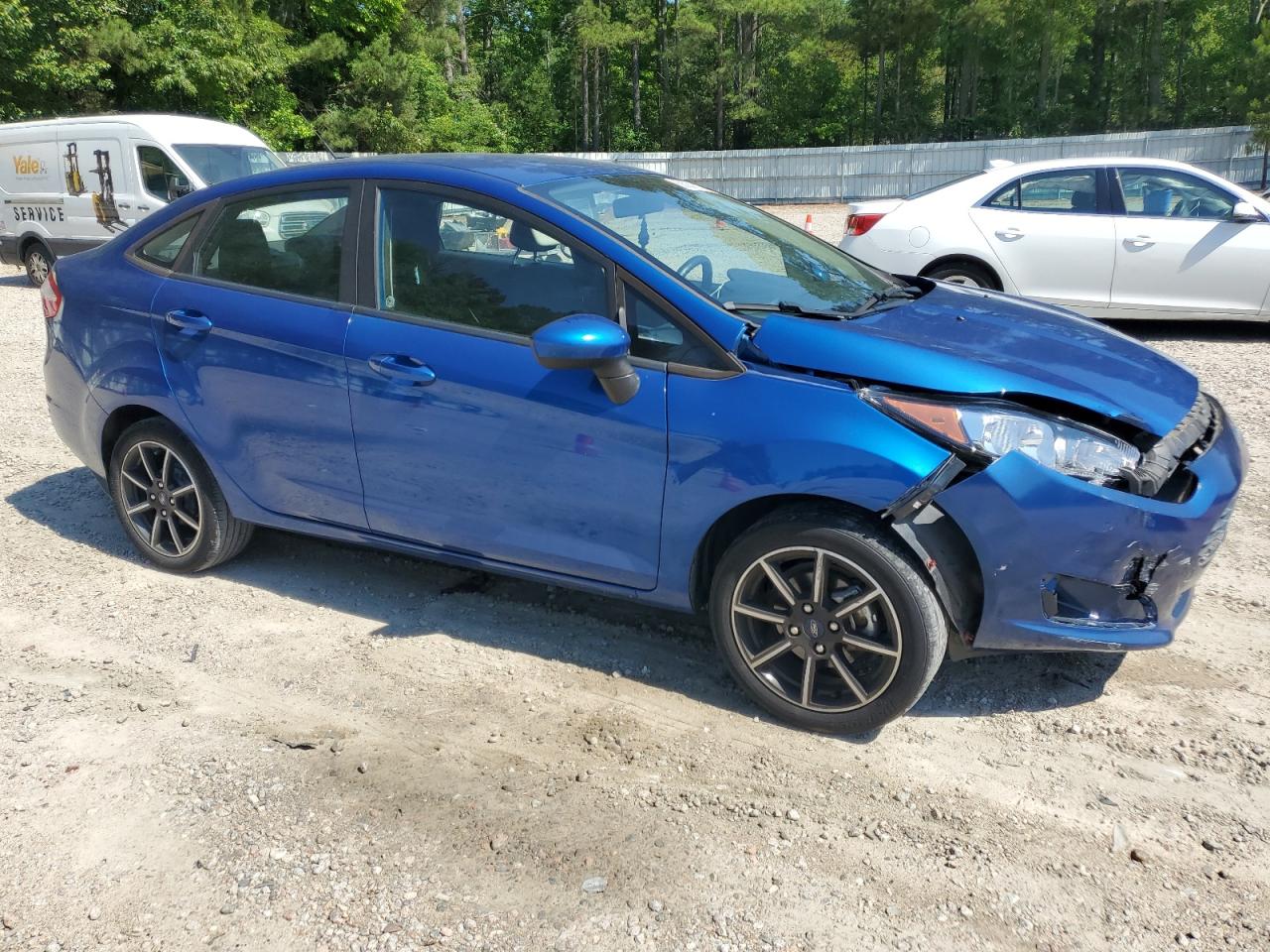 Photo 3 VIN: 3FADP4BJXKM125782 - FORD FIESTA 