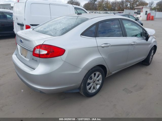 Photo 3 VIN: 3FADP4CJ0BM176576 - FORD FIESTA 