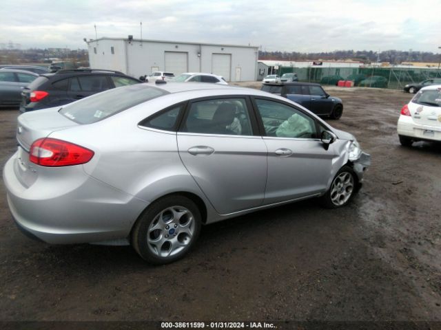 Photo 3 VIN: 3FADP4CJ1CM101015 - FORD FIESTA 