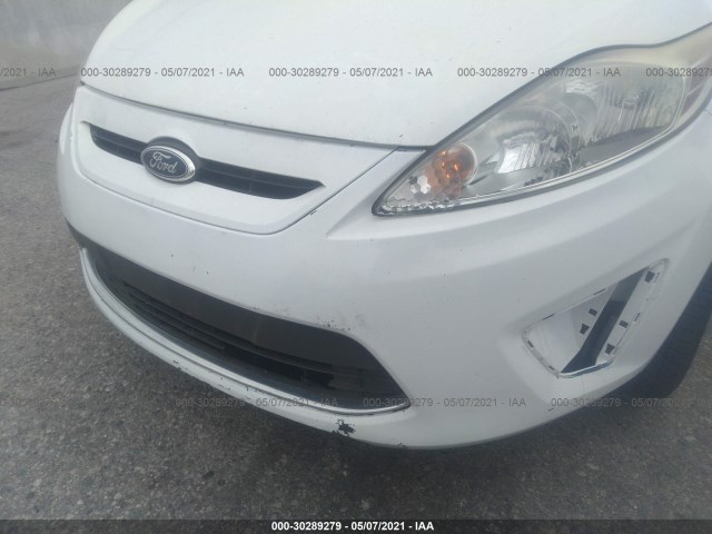 Photo 5 VIN: 3FADP4CJ3CM216585 - FORD FIESTA 