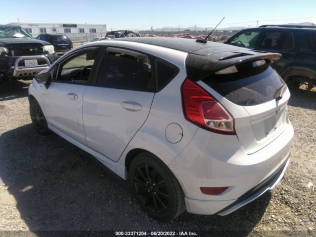 Photo 2 VIN: 3FADP4DJXKM139985 - FORD FIESTA 