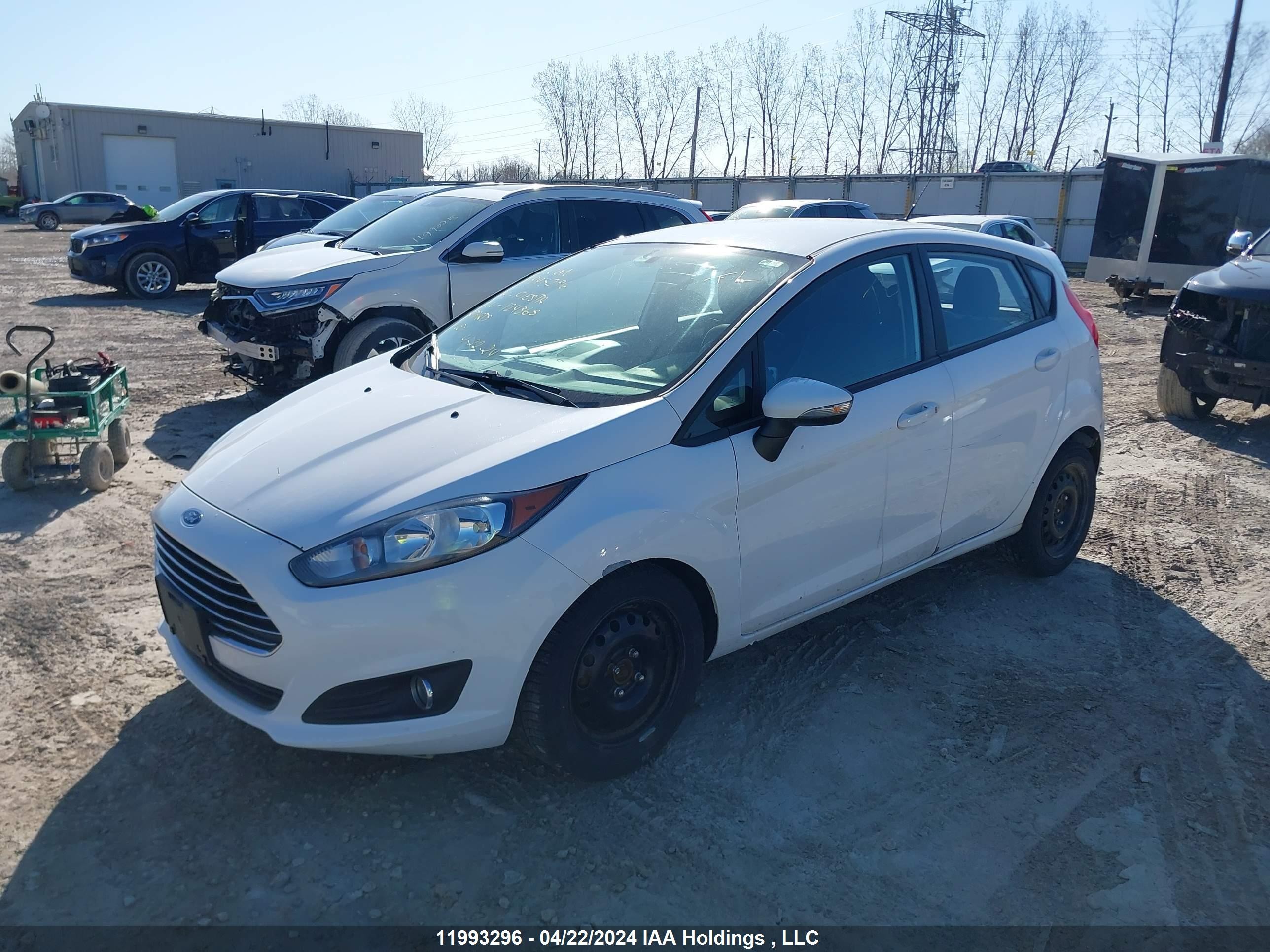 Photo 1 VIN: 3FADP4EJ0EM124365 - FORD FIESTA 