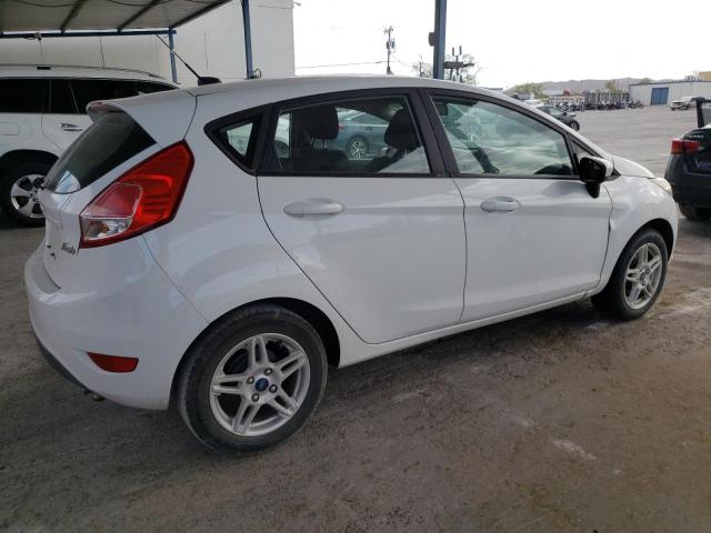 Photo 2 VIN: 3FADP4EJ0HM113113 - FORD FIESTA 