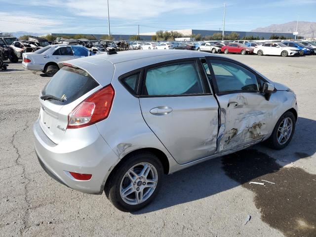 Photo 2 VIN: 3FADP4EJ0JM127454 - FORD FIESTA SE 