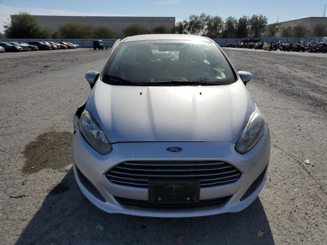 Photo 4 VIN: 3FADP4EJ0JM127454 - FORD FIESTA SE 