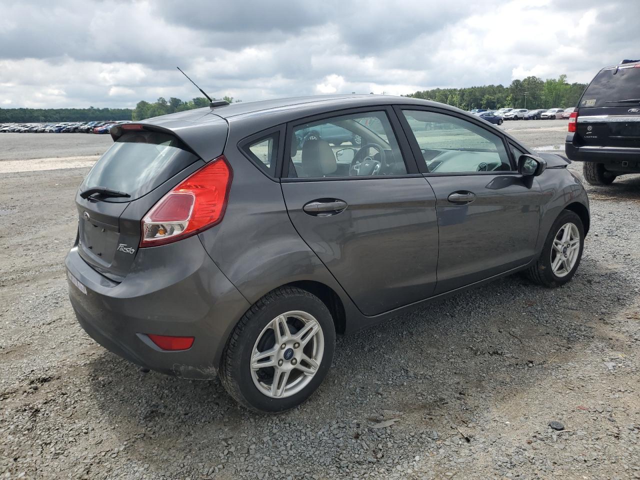 Photo 2 VIN: 3FADP4EJ0KM157345 - FORD FIESTA 