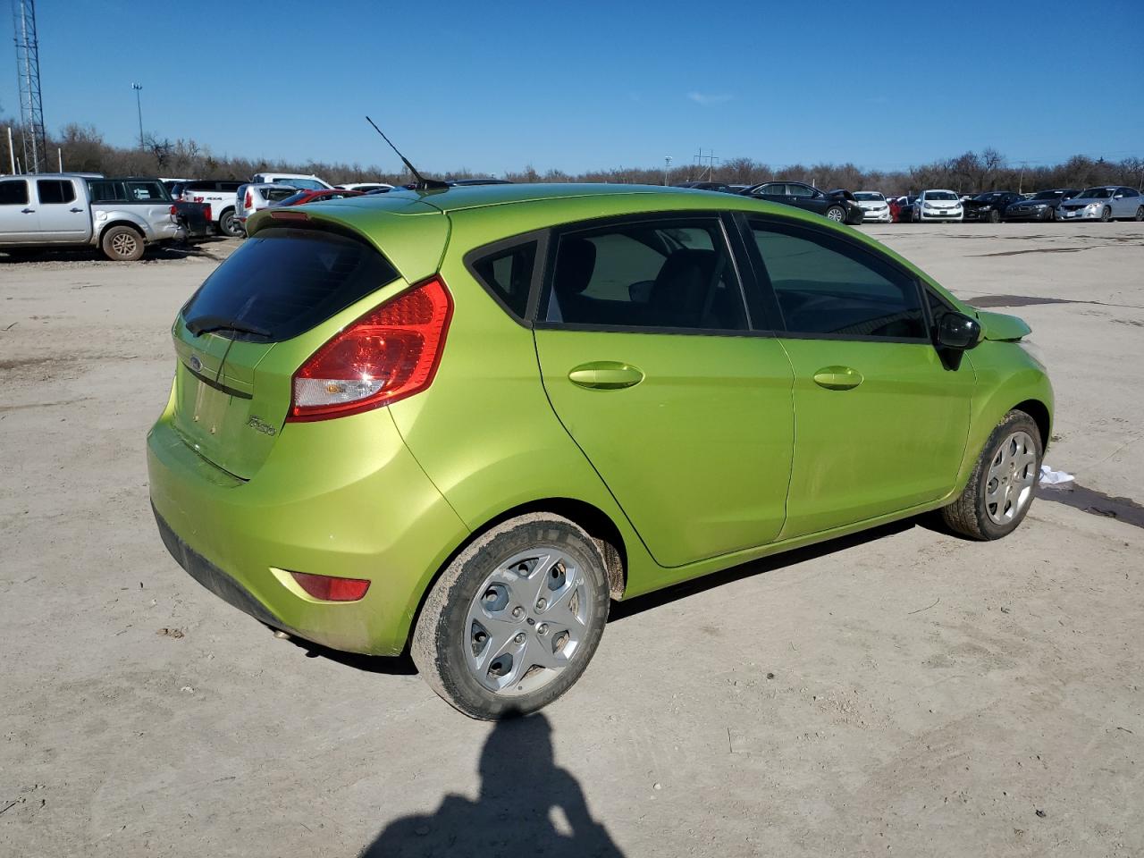 Photo 2 VIN: 3FADP4EJ1BM167351 - FORD FIESTA 